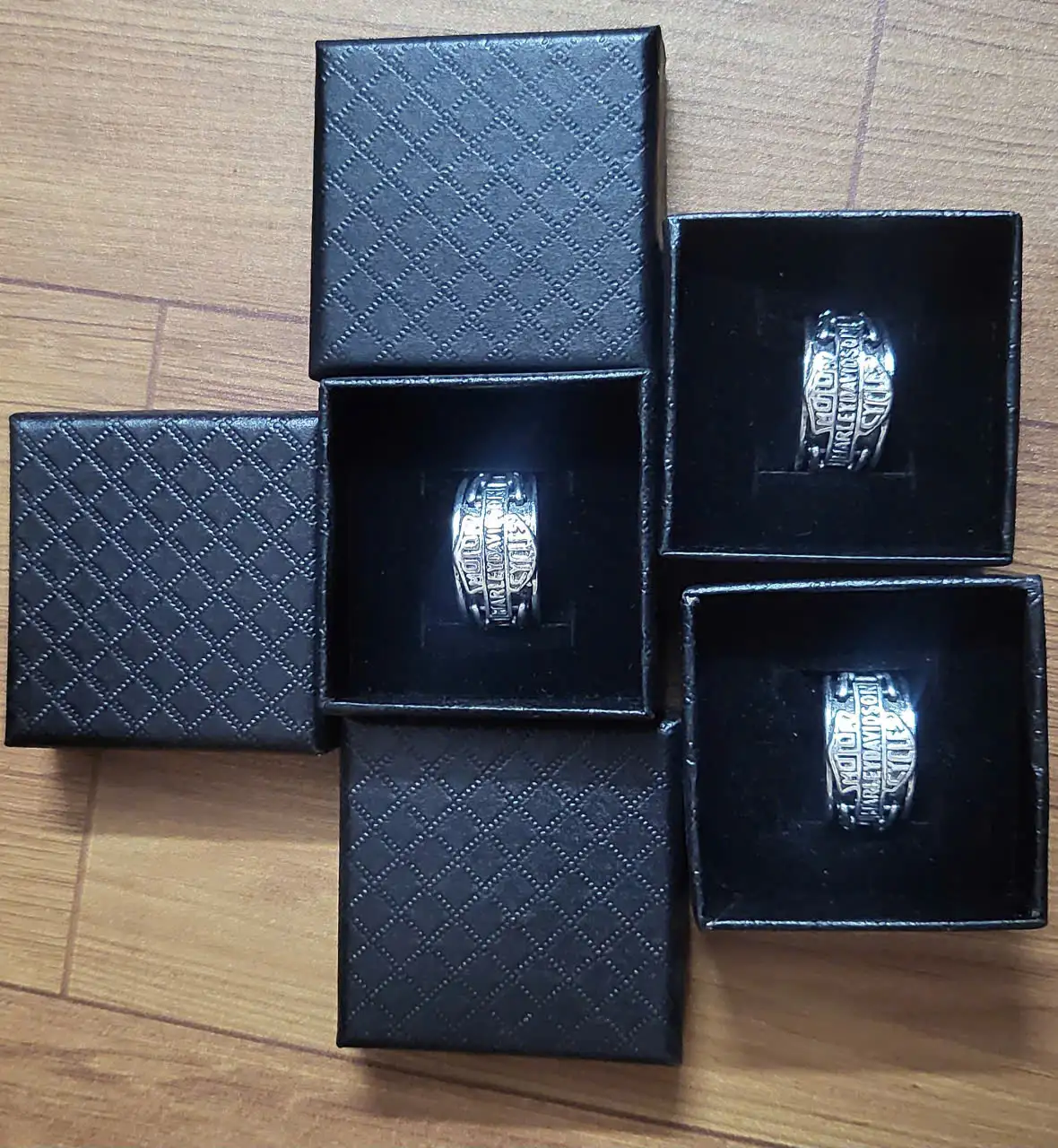 NHẪN VÀ LẮC TAY HARLEY - Ảnh 3